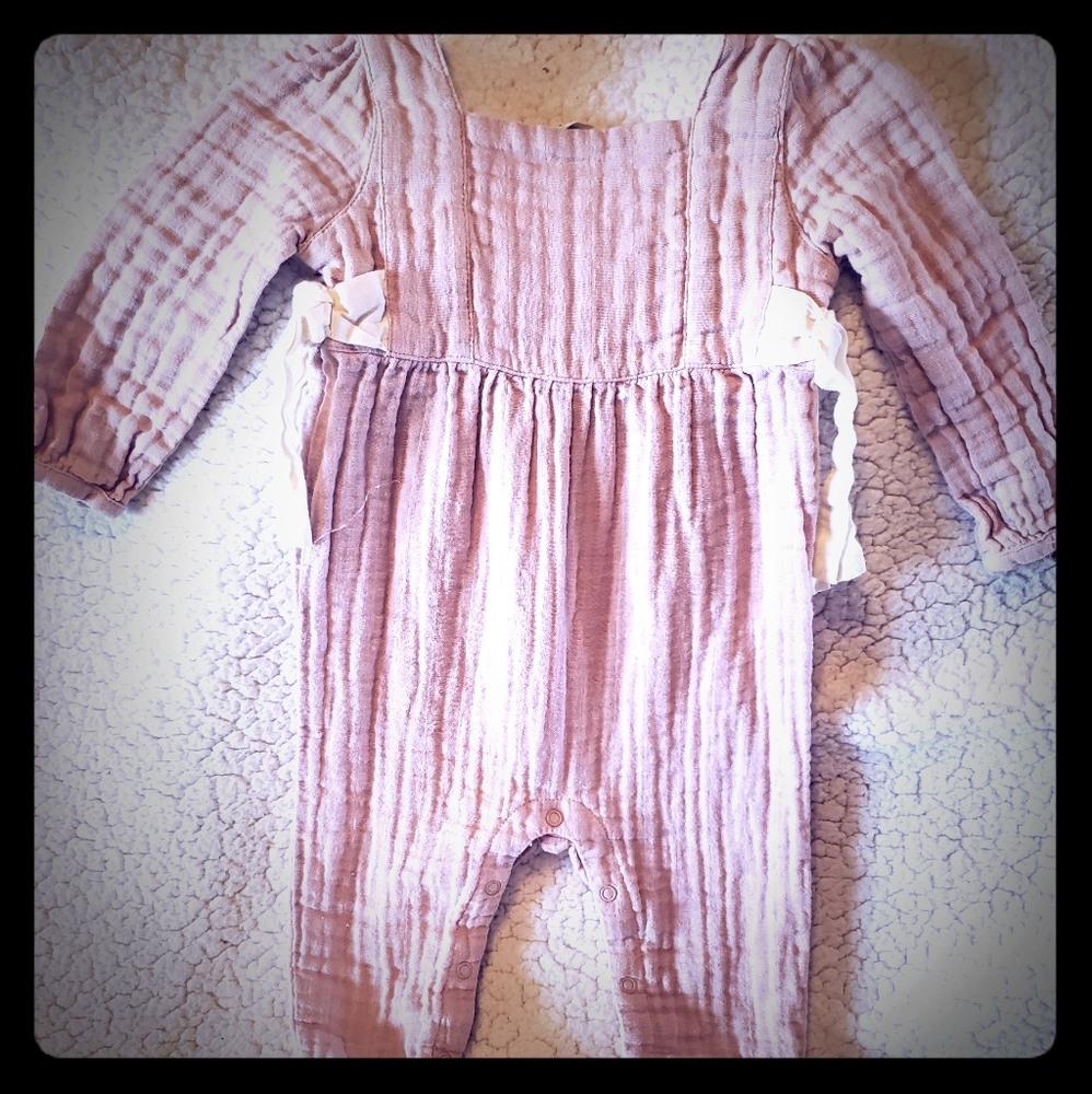 Romper - Picture 1 of 1